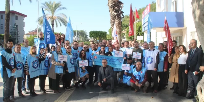 81 il merkezi ve Manavgat’ta refah payı talebimiz ile ilgili basın açıklaması düzenledik.